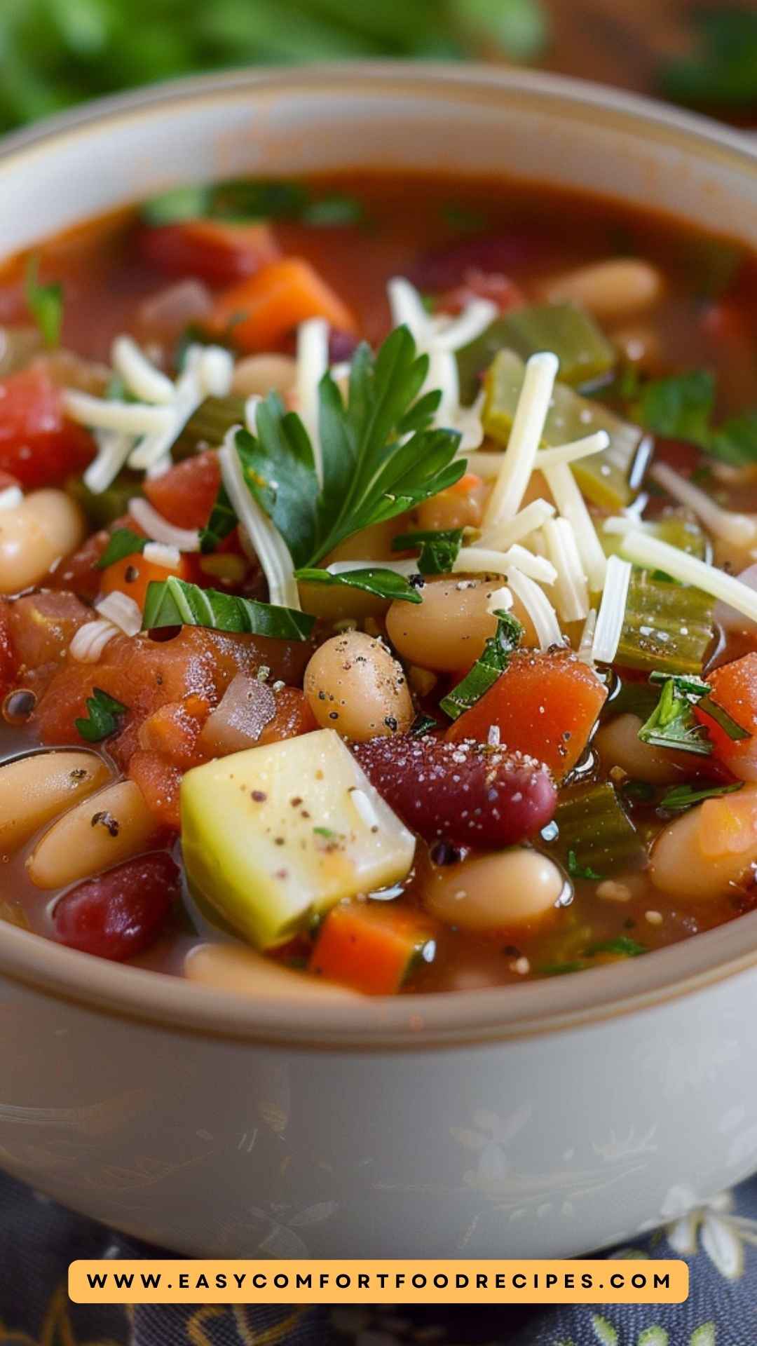 Best Hearty Slow Cooker Minestrone Soup